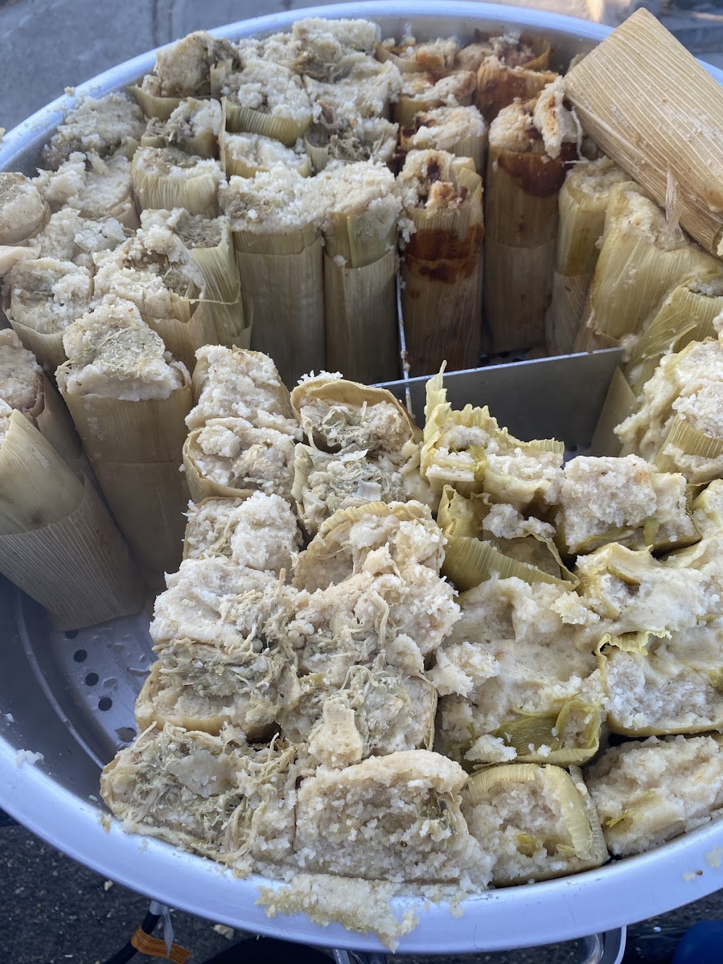 Super Tamales | restaurant | 602 S Winchester Blvd, San Jose, CA 95128, USA | 4084774072 OR +1 408-477-4072