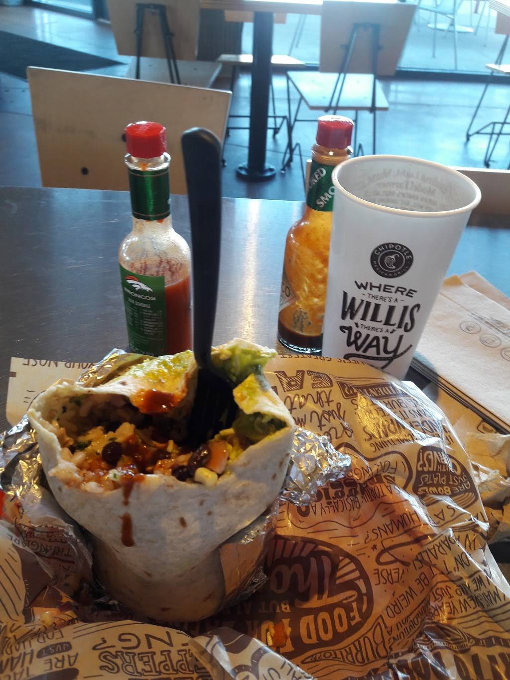Chipotle Mexican Grill | restaurant | 2209 W Wildcat Reserve Pkwy Unit E1A, Highlands Ranch, CO 80129, USA | 3034706300 OR +1 303-470-6300