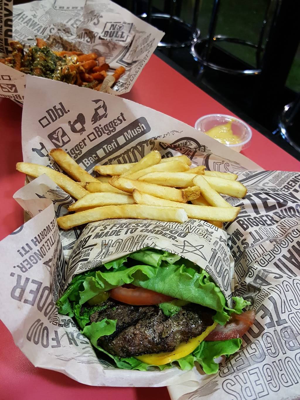 Teddys Bigger Burgers Wahiawa | restaurant | 153B S Kamehameha Hwy, Wahiawa, HI 96786, USA | 8086210000 OR +1 808-621-0000