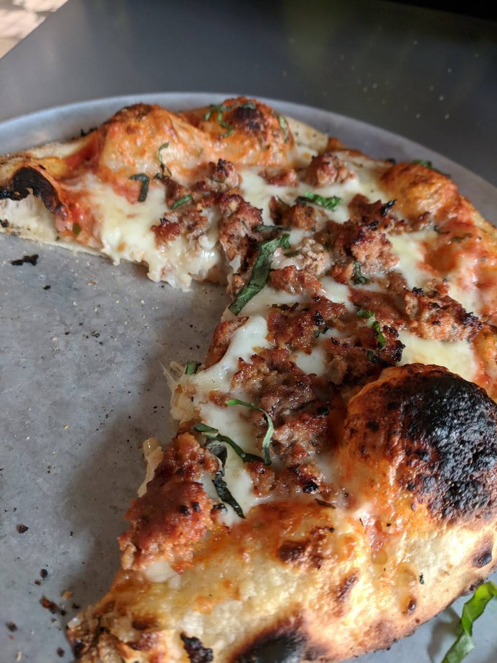 Iron Quarter Brick Oven Pizza | restaurant | 400 S 2nd St, Louisville, KY 40202, USA | 5023136710 OR +1 502-313-6710