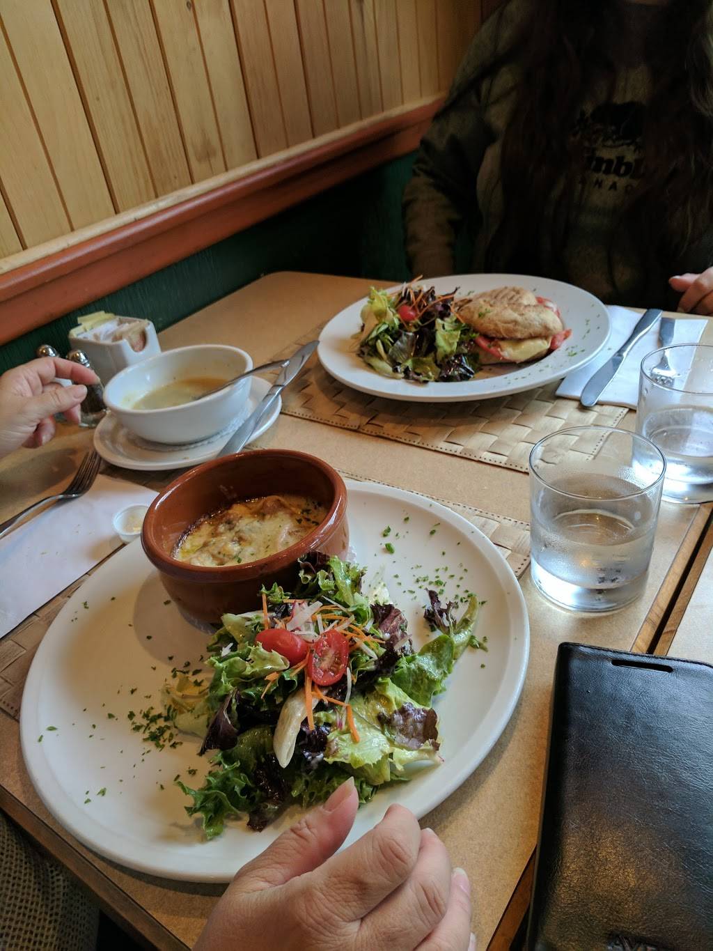 Boulangerie Owls Bread | bakery | 299 Rue Principale, Mansonville, QC J0E 1X0, Canada | 4502923088 OR +1 450-292-3088