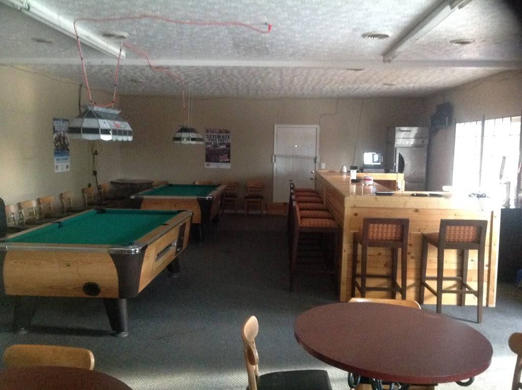 The Hideaway Grill | restaurant | 465 Old Knoxville Hwy, Newport, TN 37821, USA | 4235328088 OR +1 423-532-8088