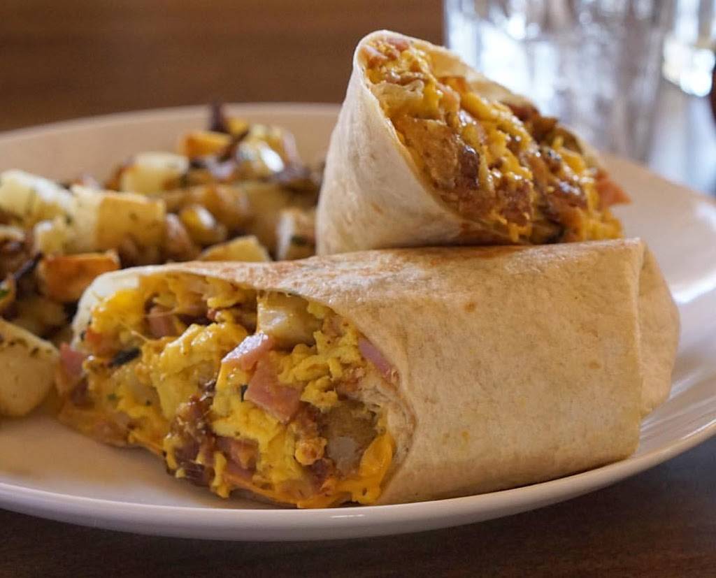 Casa Canela Restaurant | restaurant | 27647 Bouquet Canyon Rd, Santa Clarita, CA 91350, USA | 6615237282 OR +1 661-523-7282