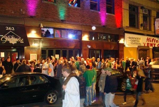 The Greatest Bar | restaurant | 262 Friend St, Boston, MA 02114, USA | 6173670544 OR +1 617-367-0544