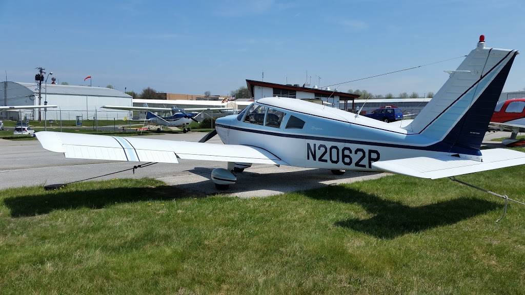 The Airport Cafe | restaurant | 7940 Airpark Rd, Gaithersburg, MD 20879, USA | 3013302222 OR +1 301-330-2222