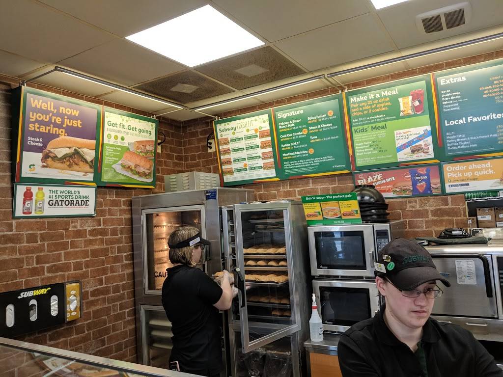 Subway | restaurant | 240 Manor Ave, Millersville, PA 17551, USA | 7178716597 OR +1 717-871-6597