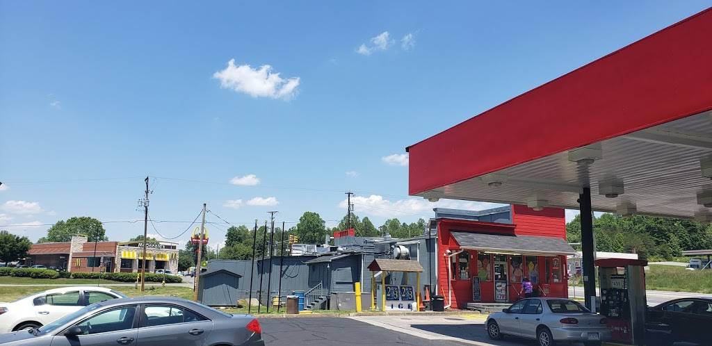 Dodges | restaurant | 5643 Virginia Ave, Bassett, VA 24055, USA | 2766294324 OR +1 276-629-4324