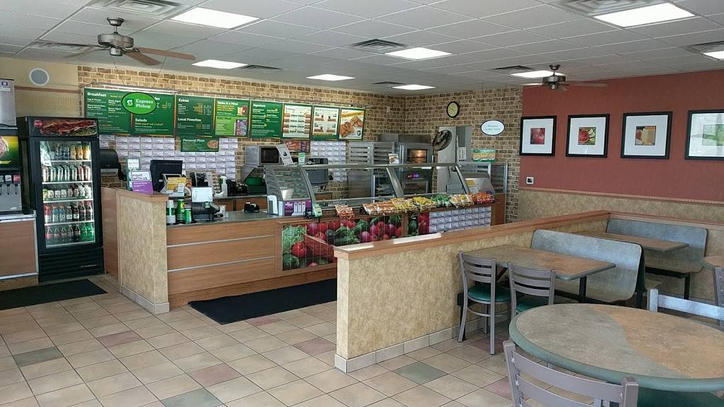 Subway | restaurant | 4711 Co Hwy TT, Sun Prairie, WI 53590, USA | 6083181859 OR +1 608-318-1859