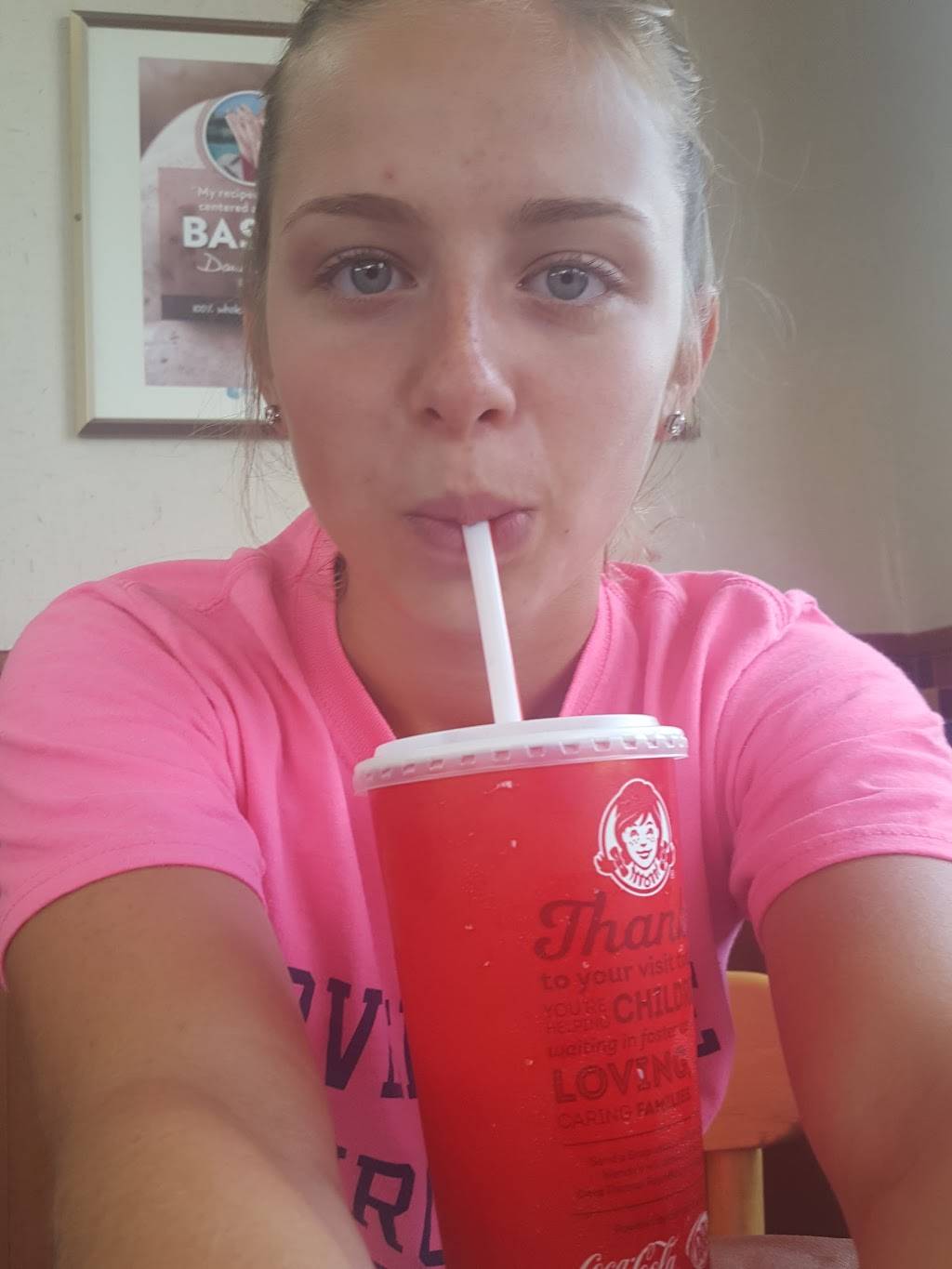 Wendys | restaurant | 1090 W Hill Rd, Flint, MI 48507, USA | 8102350522 OR +1 810-235-0522