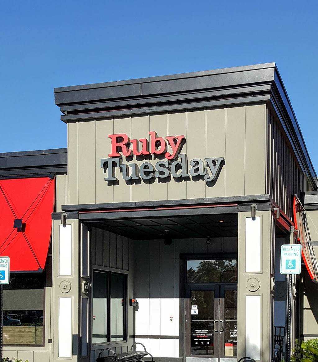 Ruby Tuesday | restaurant | 346 Robert Smalls Pkwy, Beaufort, SC 29902, USA | 8435221972 OR +1 843-522-1972