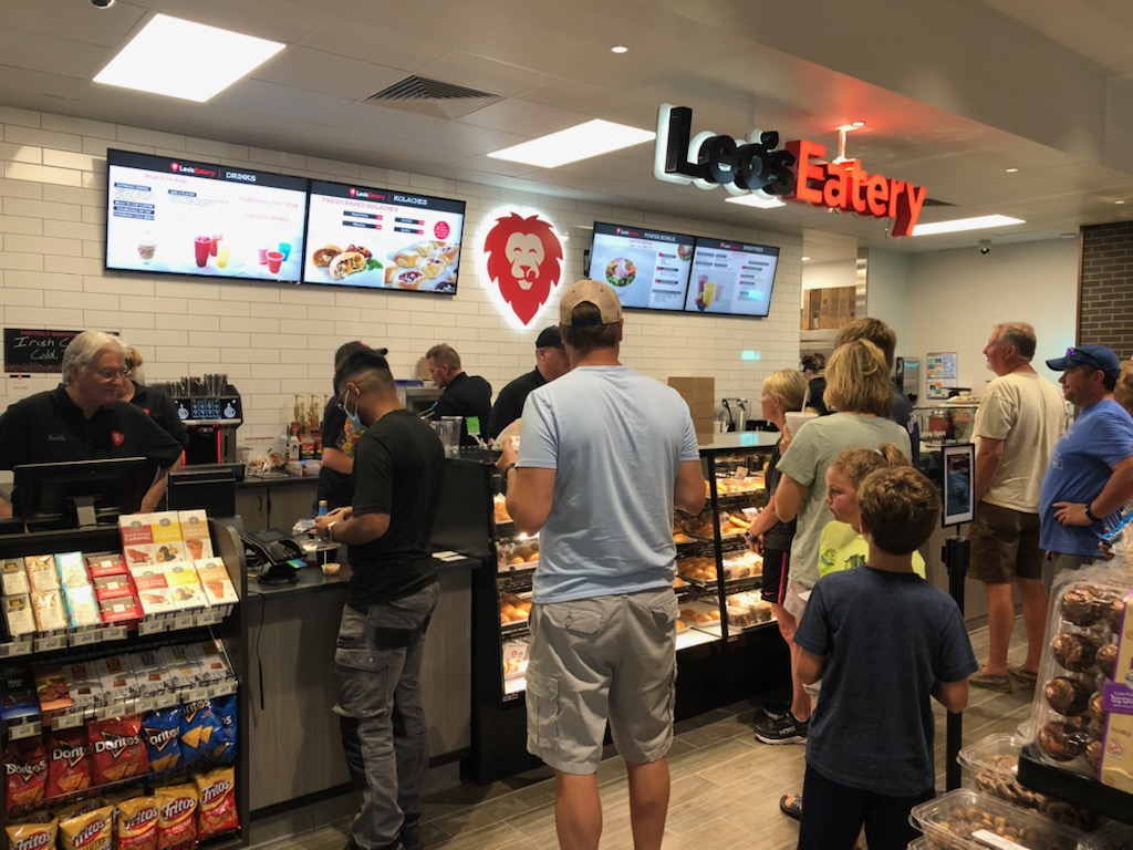 Leos Market and Eatery | restaurant | 8956 N 600 W, McCordsville, IN 46055, USA | 3173369944 OR +1 317-336-9944