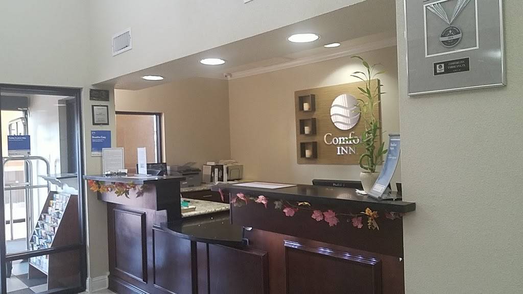 Comfort Inn Corsicana East | restaurant | 1946 E, TX-31, Corsicana, TX 75110, USA | 9038750616 OR +1 903-875-0616