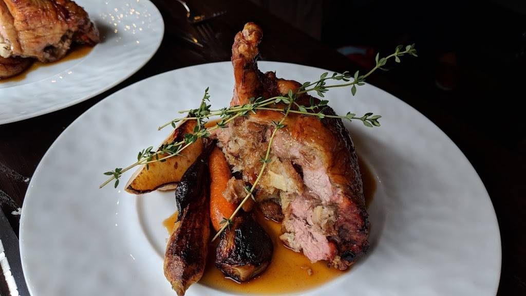 La Bodega | restaurant | 21 Nichols Ave, Watertown, MA 02472, USA | 6178768444 OR +1 617-876-8444