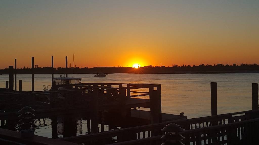 Teds Fishing Station | restaurant | 143 Bayside Dr, Point Lookout, NY 11569, USA | 5164314193 OR +1 516-431-4193