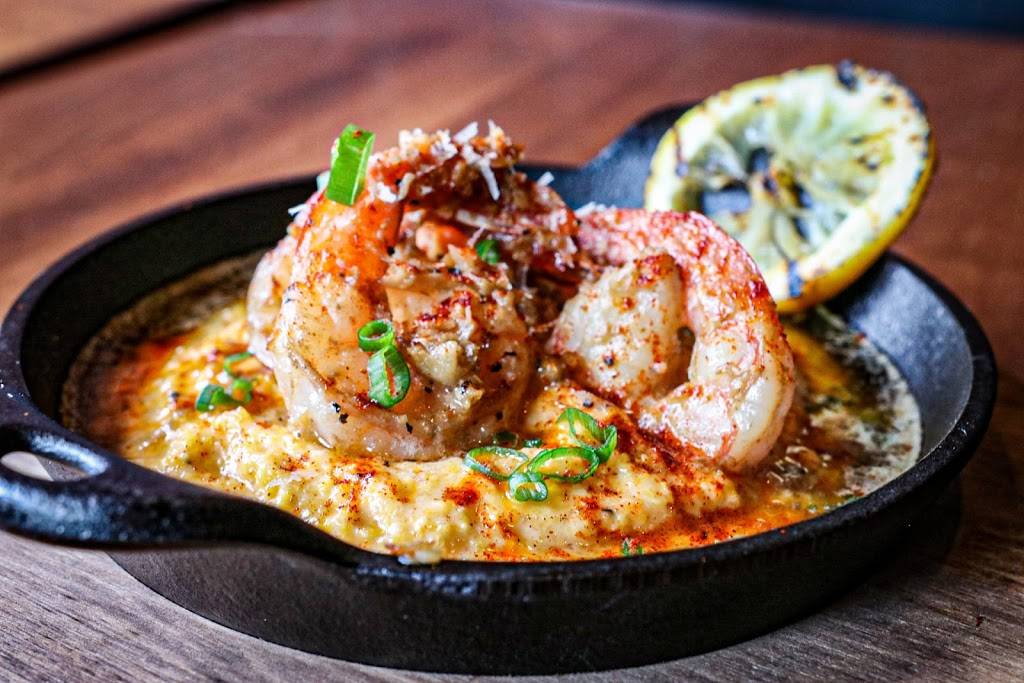 Faces bar/bistro | restaurant | 1604 Bardstown Rd, Louisville, KY 40205, USA | 5027426403 OR +1 502-742-6403