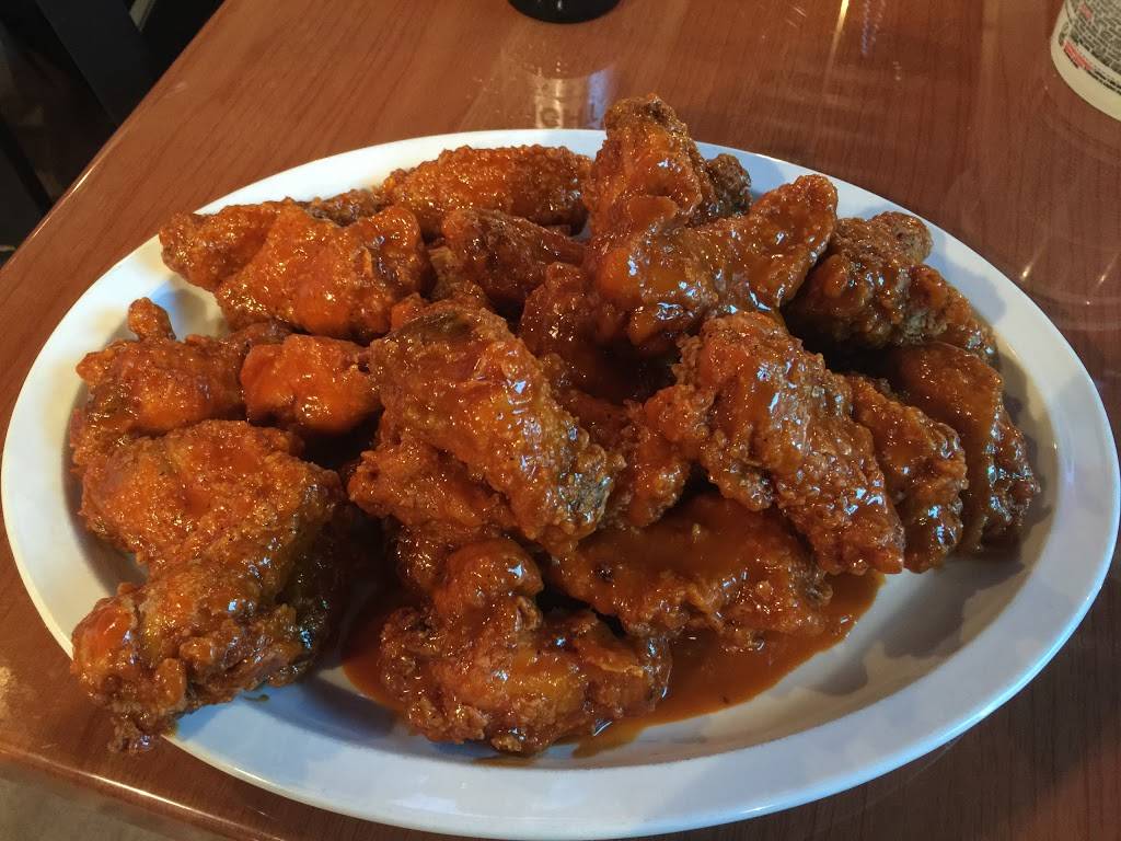 Toll Man Joes | restaurant | 26 E Oregon Ave, Philadelphia, PA 19148, USA | 2156448388 OR +1 215-644-8388