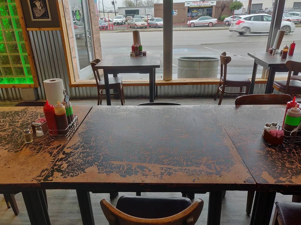 Jambos BBQ | restaurant | 1724 W Division St, Arlington, TX 76012, USA | 8172757881 OR +1 817-275-7881