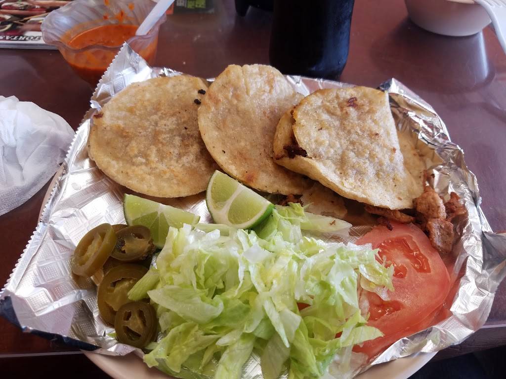 Taqueria San Luis | restaurant | 1901 8th Ave, Fort Worth, TX 76110, USA | 8179247261 OR +1 817-924-7261