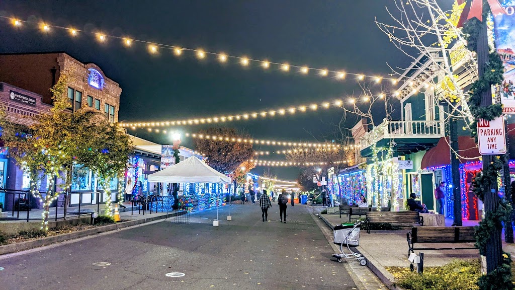 Folsom Historic District | restaurant | 915 Sutter St #110, Folsom, CA 95630, USA | 9169857452 OR +1 916-985-7452