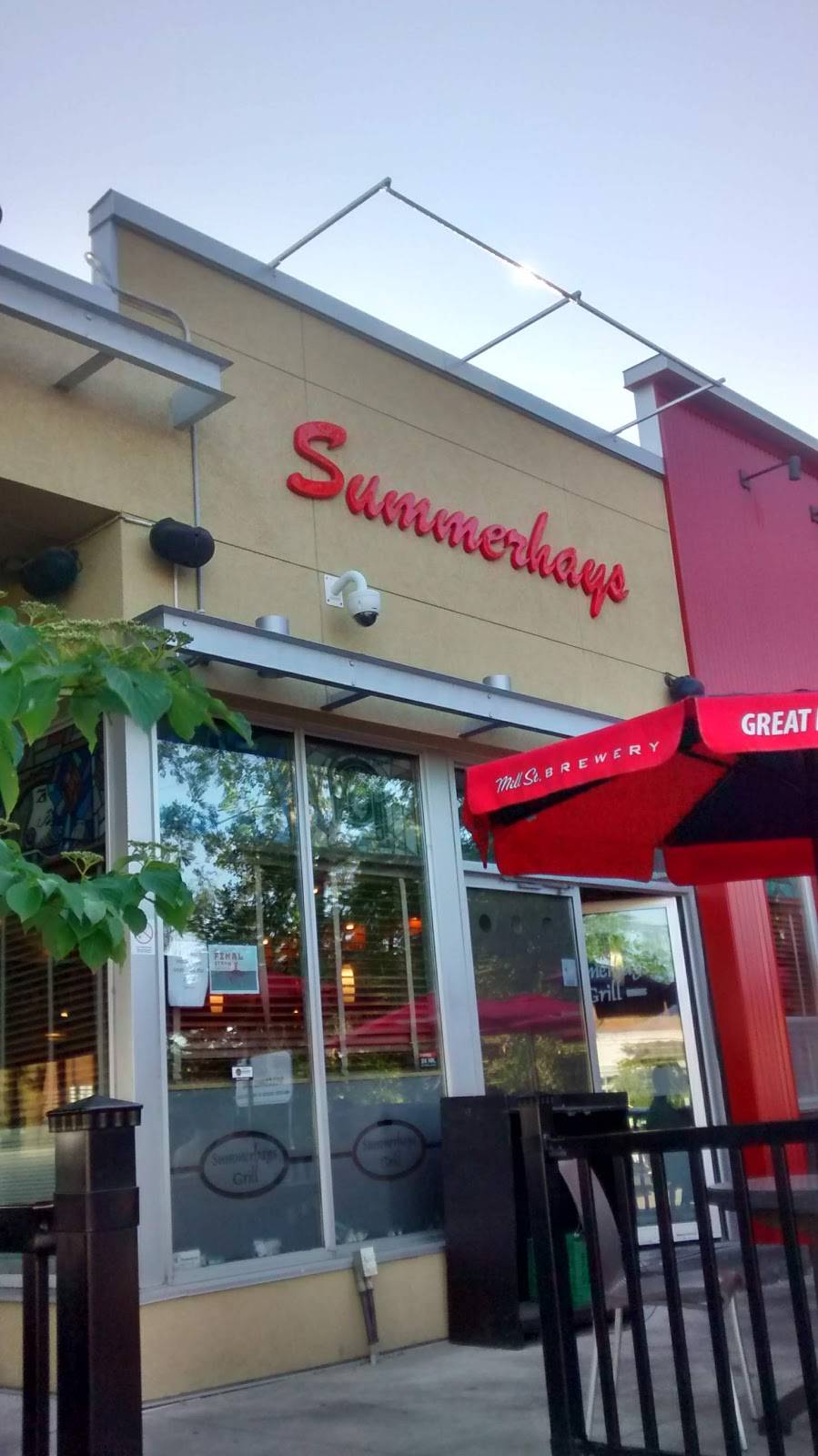 Summerhays Grill | restaurant | 1971 Baseline Rd, Ottawa, ON K2C 0C7, Canada | 6132286049 OR +1 613-228-6049