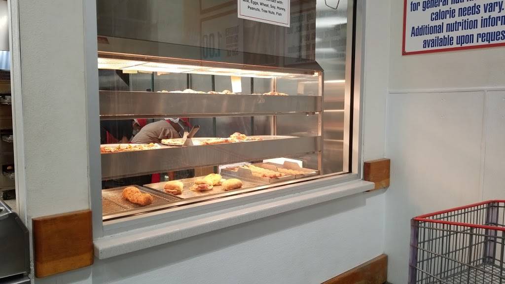 Costco Food Court | meal takeaway | 600 W Arbrook Blvd, Arlington, TX 76014, USA | 8174171600 OR +1 817-417-1600