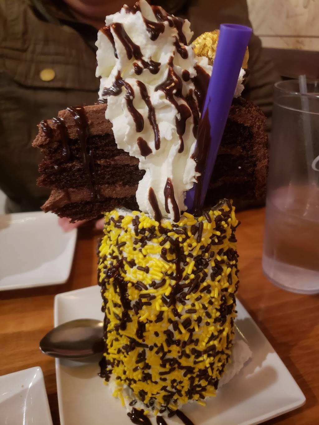 Burgerology Huntington | restaurant | 308 Main St, Huntington, NY 11743, USA | 6319232441 OR +1 631-923-2441