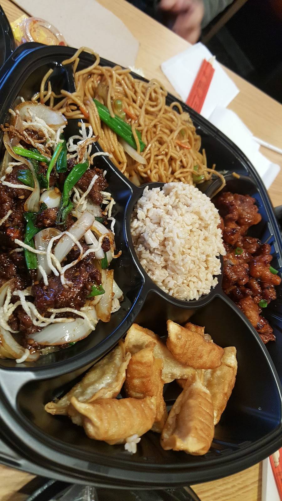 Pick Up Stix Fresh Asian Flavors | restaurant | 8855 Apollo Way Suite 204, Downey, CA 90242, USA | 5628033747 OR +1 562-803-3747