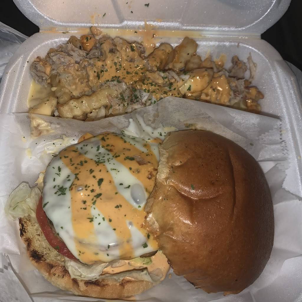 The Stand | restaurant | 1844 W Hunting Park Ave, Philadelphia, PA 19140, USA | 2673542924 OR +1 267-354-2924