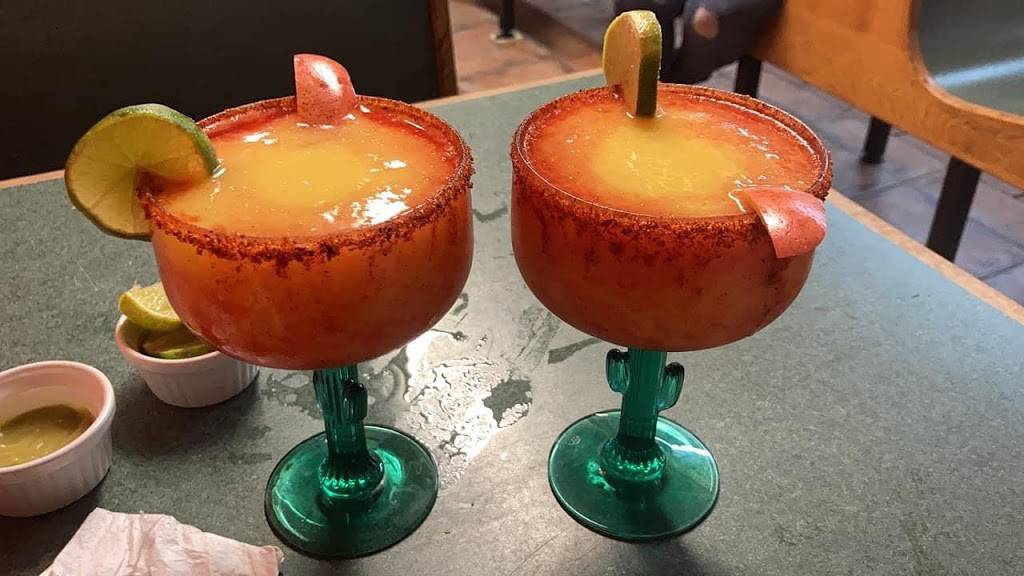 El Patio Restaurant | restaurant | 3705 W Baker St, Plant City, FL 33563, USA | 8136592757 OR +1 813-659-2757