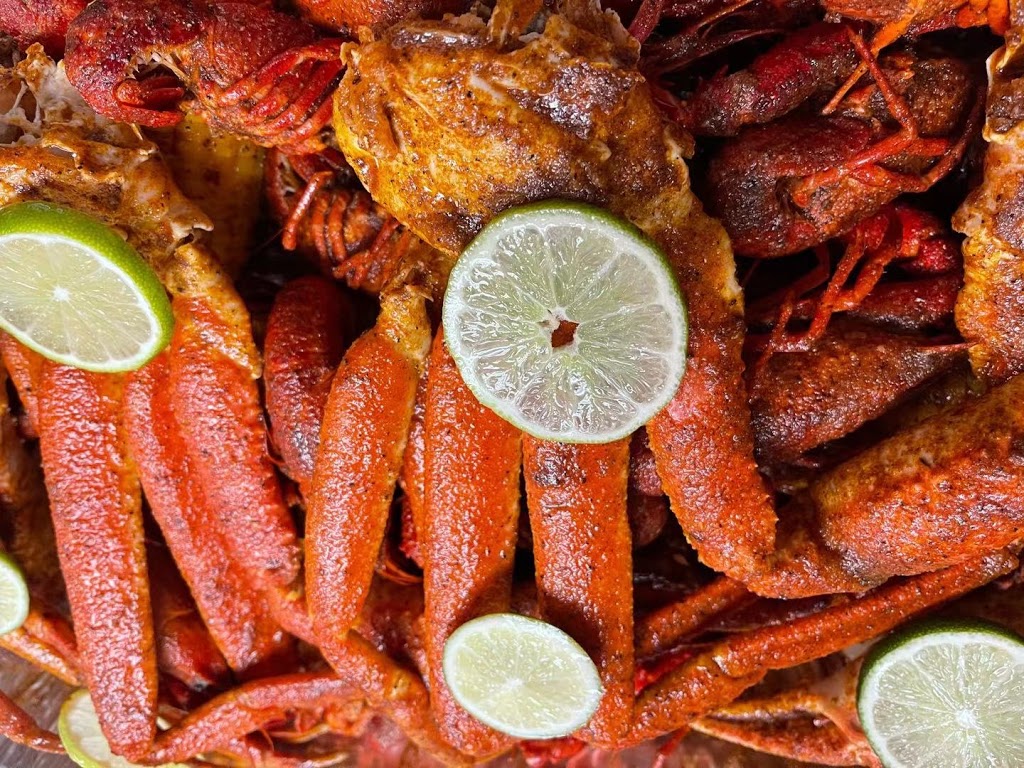 The juicy seafood | restaurant | 5020 Academy Ln, Bessemer, AL 35022, USA | 2054343041 OR +1 205-434-3041