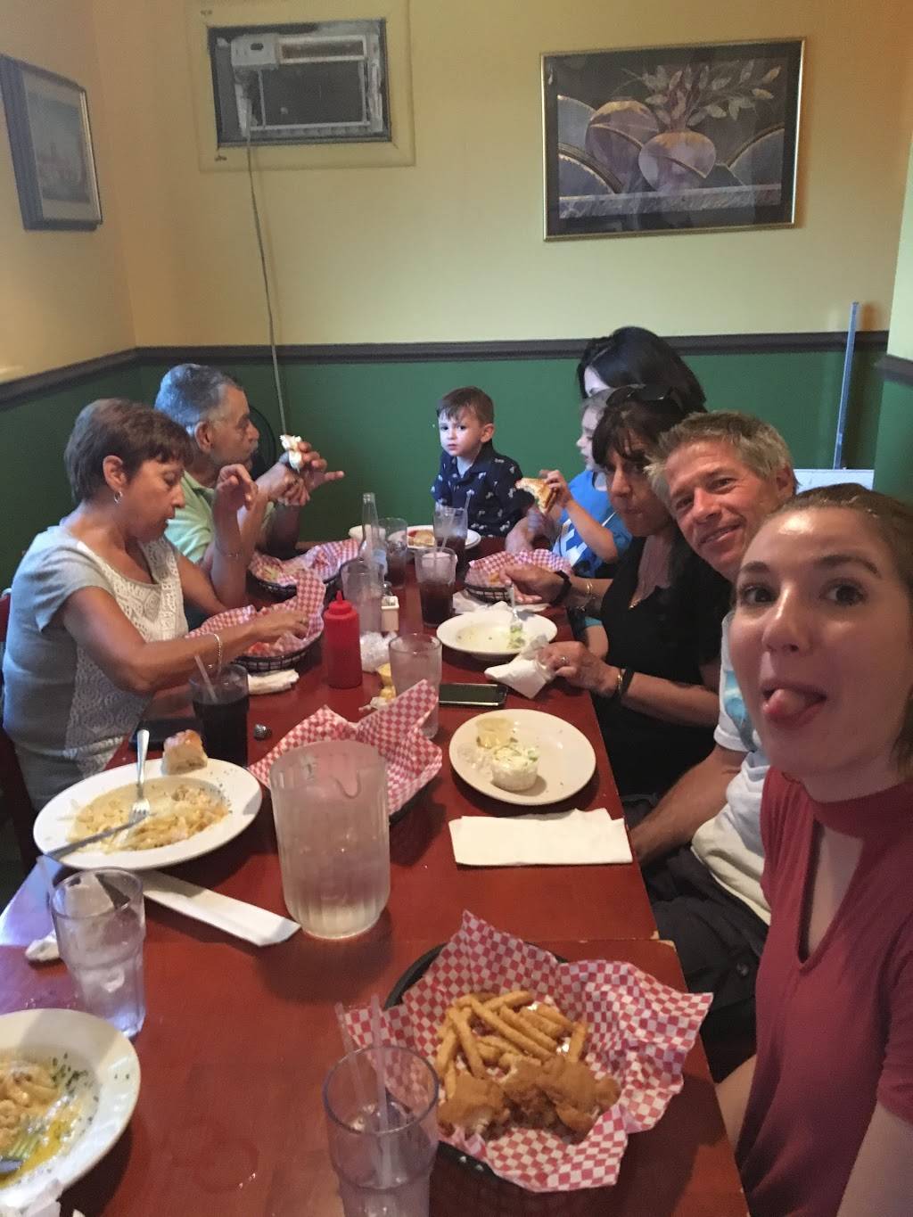 Bravo Italian Grill | restaurant | 1012 W Virginia Ave, Crewe, VA 23930, USA | 4345380008 OR +1 434-538-0008