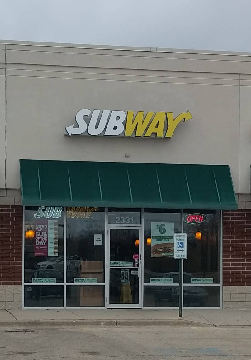 Subway Restaurants | restaurant | 2331 S Randall Rd, Carpentersville, IL 60110, USA | 8474268782 OR +1 847-426-8782