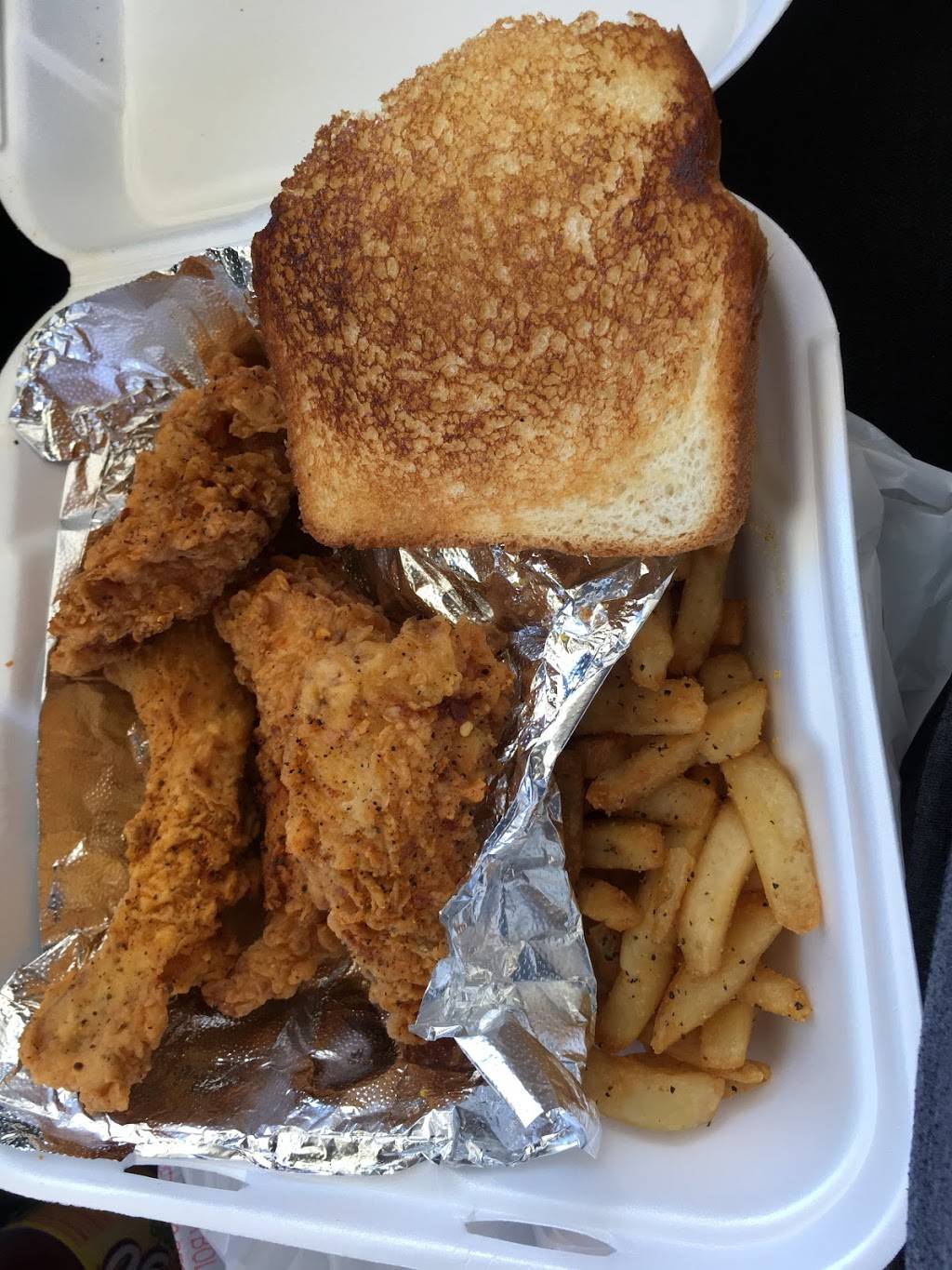 Tastys Chicken Plano | restaurant | 705 W Park Blvd, Plano, TX 75075, USA | 4692099842 OR +1 469-209-9842