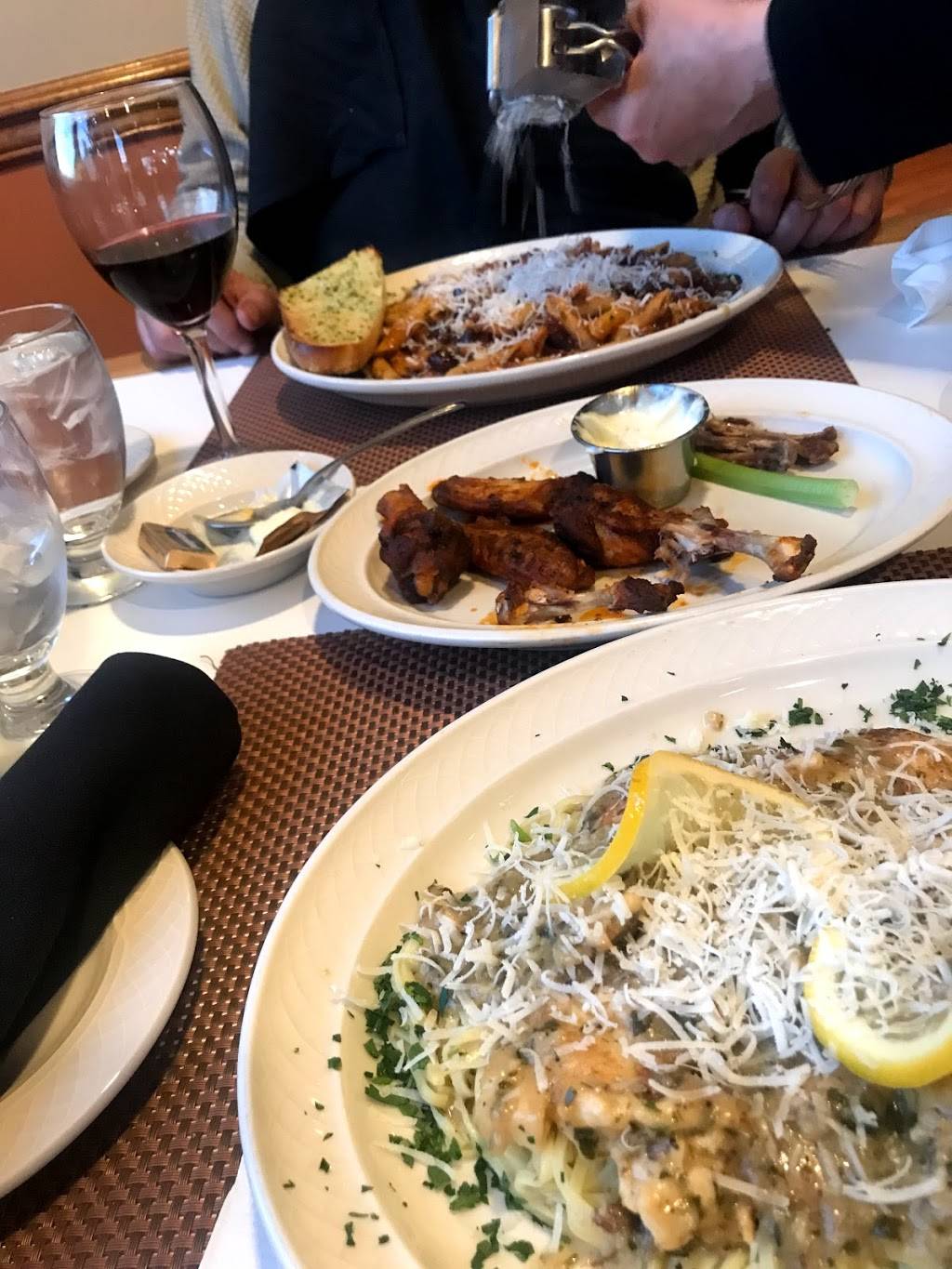 Georgios | restaurant | 149 E Lancaster Ave, Downingtown, PA 19335, USA | 6102693232 OR +1 610-269-3232