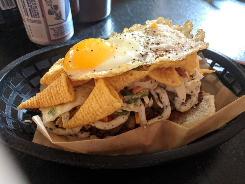 Happy Dog | restaurant | 5801 Detroit Ave, Cleveland, OH 44102, USA | 2166519474 OR +1 216-651-9474