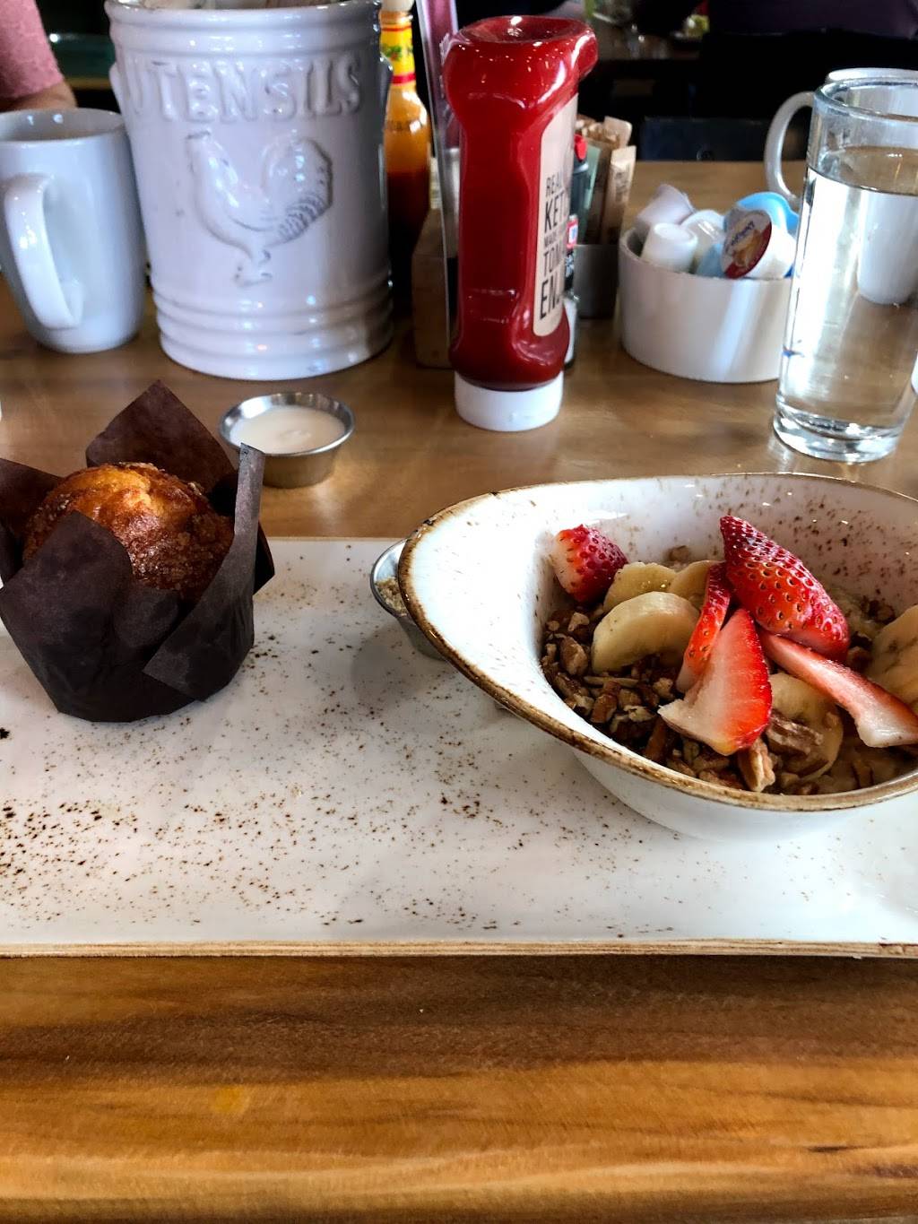 Thai Basil | restaurant | 3110 N Central Ave, Phoenix, AZ 85012, USA | 6022745020 OR +1 602-274-5020