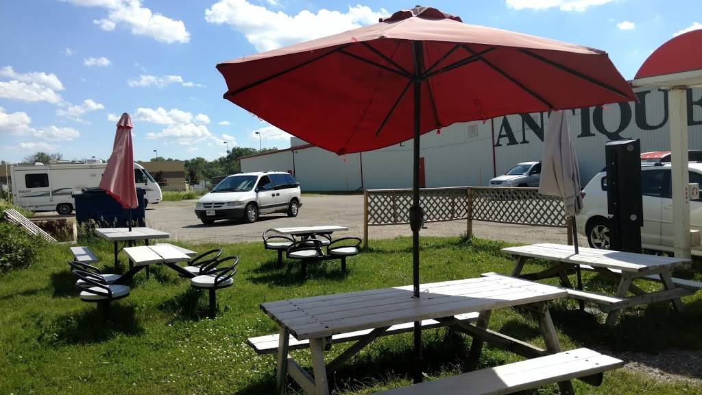 The Boat Fish And Chips | restaurant | 805 King St N, Waterloo, ON N2J 4G8, Canada | 5195730538 OR +1 519-573-0538