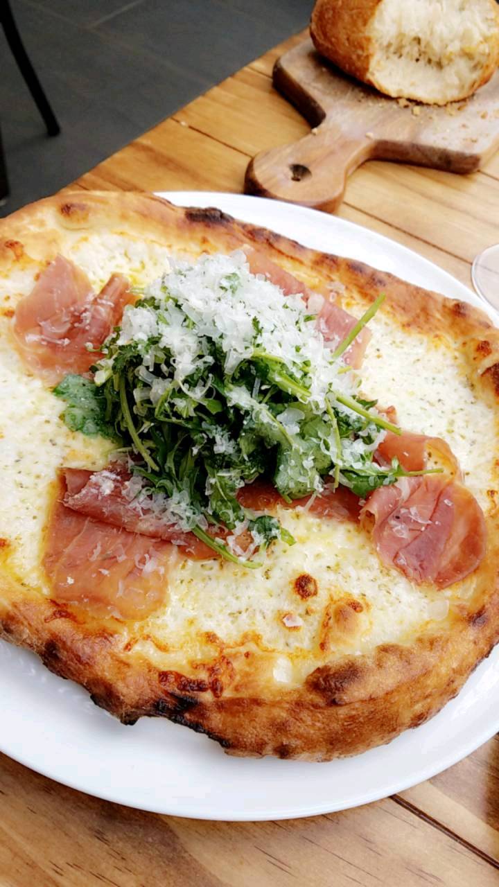 VIVO Italian Kitchen | restaurant | 100 Universal City Plaza, Los Angeles, CA 90068, USA | 8186220424 OR +1 818-622-0424