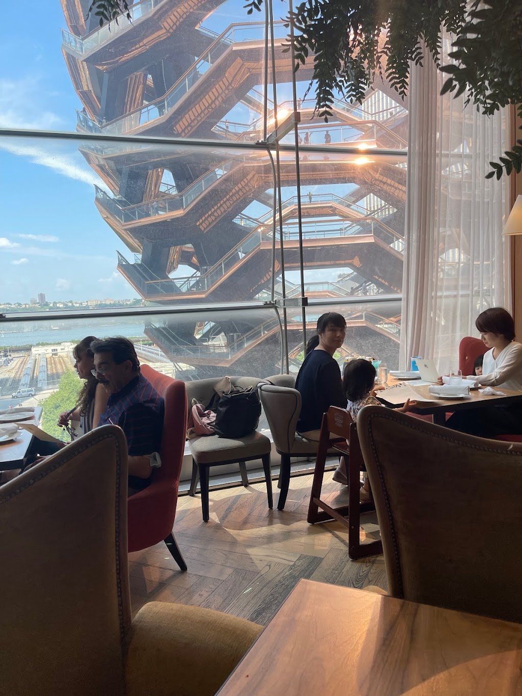 Queensyard Cafe | cafe | 20 Hudson Yards, New York, NY 10001, USA | 9292053200 OR +1 929-205-3200