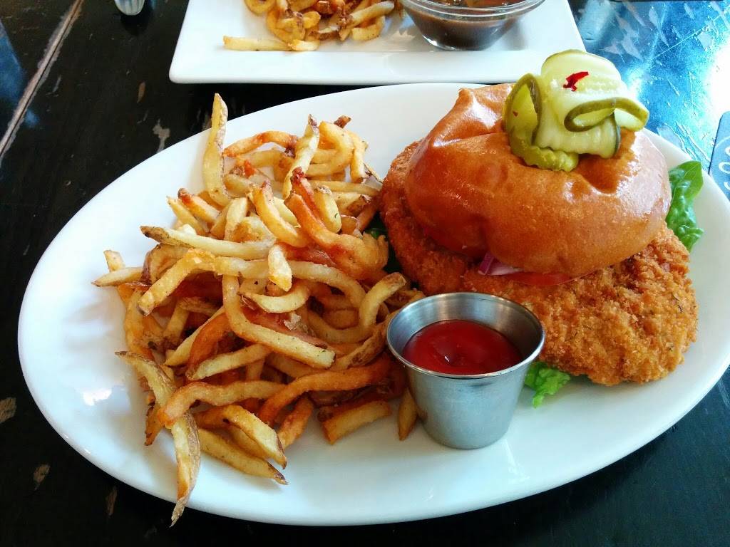 Black Sparrow | restaurant | 223 Main St, Lafayette, IN 47901, USA | 7654290405 OR +1 765-429-0405