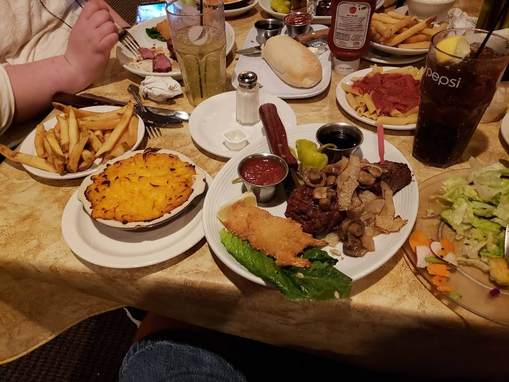 Nunzios Restaurant | restaurant | 5800 N 2nd St, Loves Park, IL 61111, USA | 8156335000 OR +1 815-633-5000