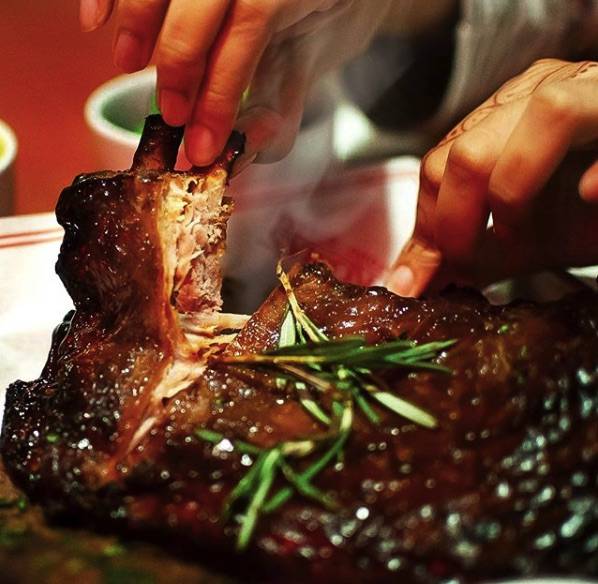 Tony Romas | restaurant | 4411 Peoria St, Denver, CO 80239, USA | 3033758080 OR +1 303-375-8080