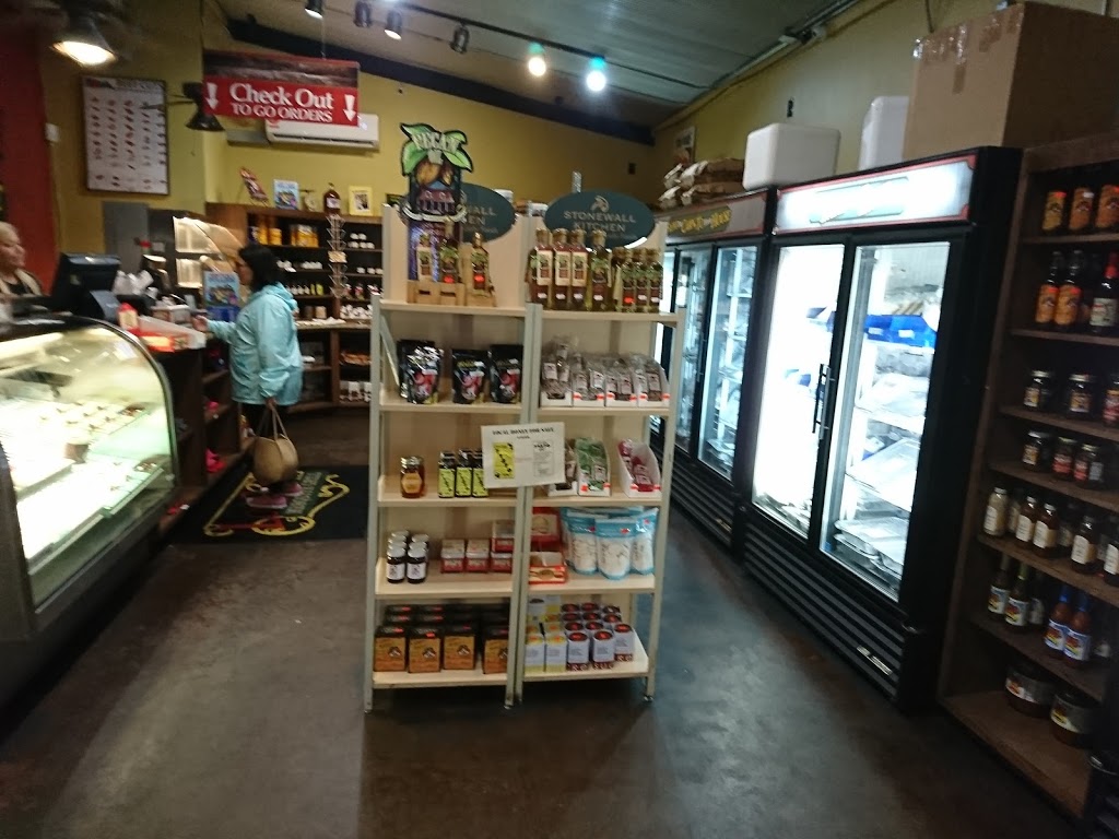 Log Cabin Grill & Market | restaurant | 1906 Farmerville Hwy, Ruston, LA 71270, USA | 3182558023 OR +1 318-255-8023