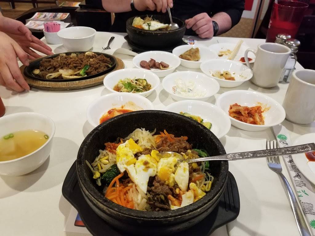 Tong Tong | restaurant | 2036 S Academy Blvd, Colorado Springs, CO 80916, USA | 7195918585 OR +1 719-591-8585