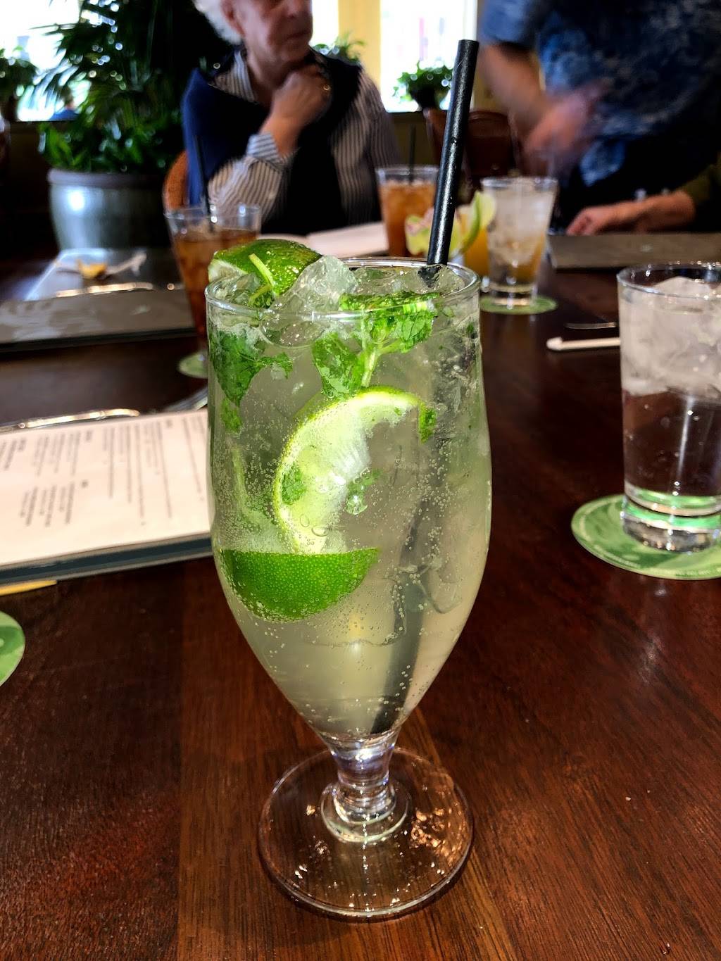 Tommy Bahama Restaurant, Bar & Store | restaurant | 6635 S Las Vegas Blvd, Las Vegas, NV 89119, USA | 7029486828 OR +1 702-948-6828