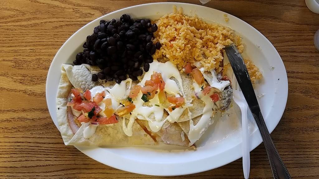 Maya Mexican Grill | restaurant | 74 Moraga Way, Orinda, CA 94563, USA | 9252589049 OR +1 925-258-9049