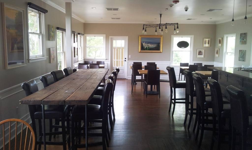 Leila by the Bay | restaurant | 1991 Railroad Ave, Hercules, CA 94547, USA | 5107415580 OR +1 510-741-5580