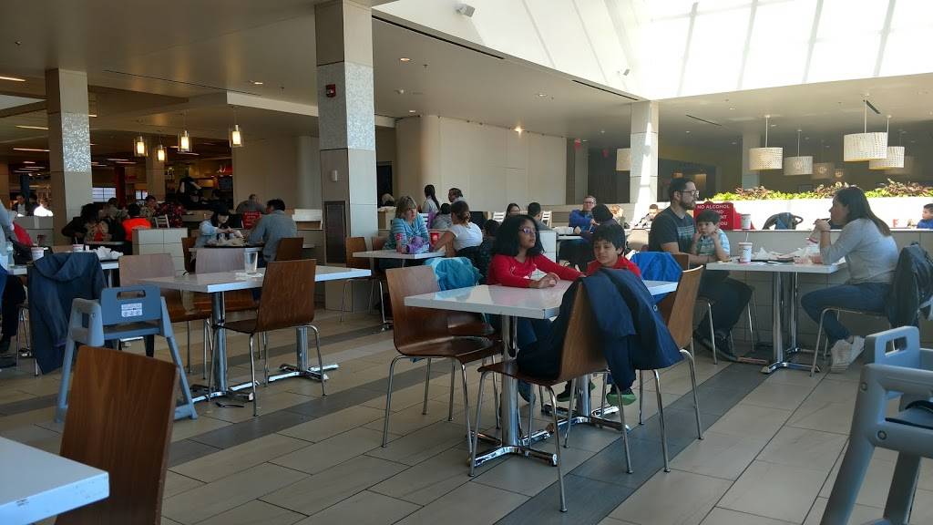 Billy Goat Tavern (in Yorktown Mall) | restaurant | Yorktown Center- Food Court, 203 Yorktown Center, Lombard, IL 60148, USA | 6306209695 OR +1 630-620-9695