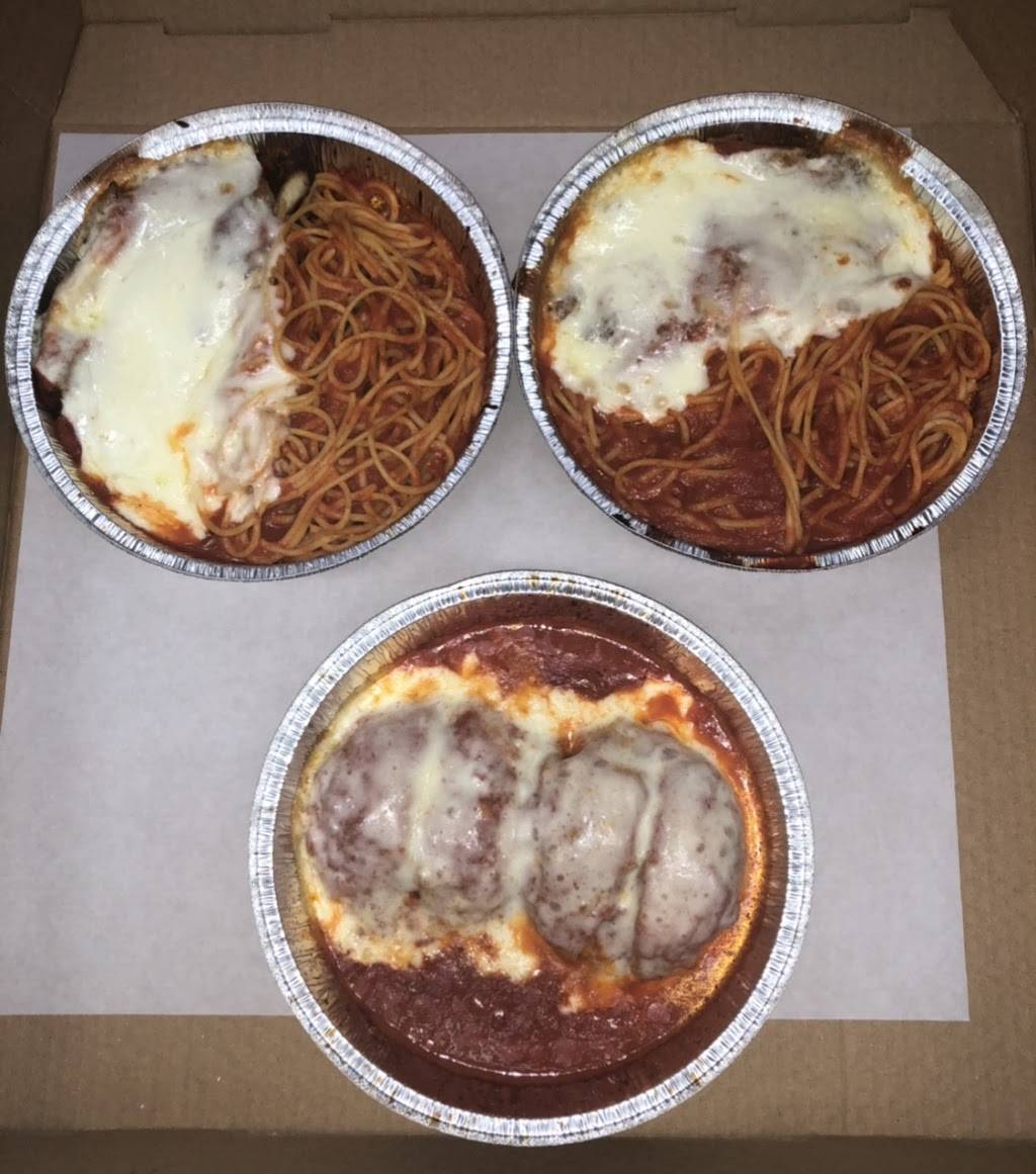 Broadway Pizza | restaurant | 7320 Niagara Falls Blvd, Niagara Falls, NY 14304, USA | 7162832500 OR +1 716-283-2500