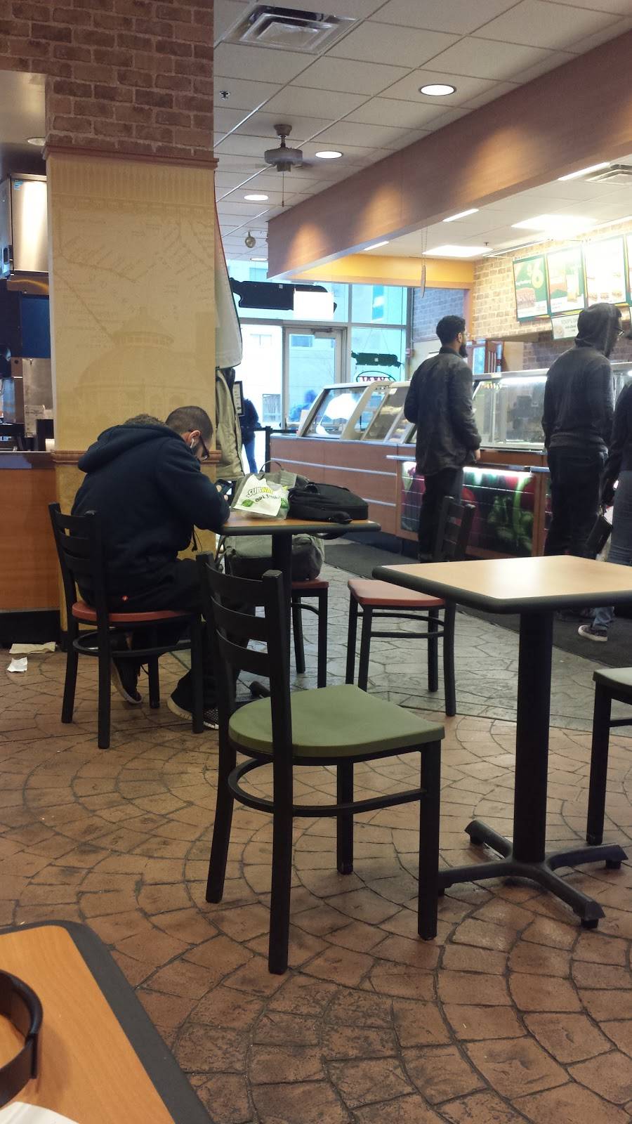 Subway | restaurant | 655 W Kirby St, Detroit, MI 48202, USA | 3135775783 OR +1 313-577-5783